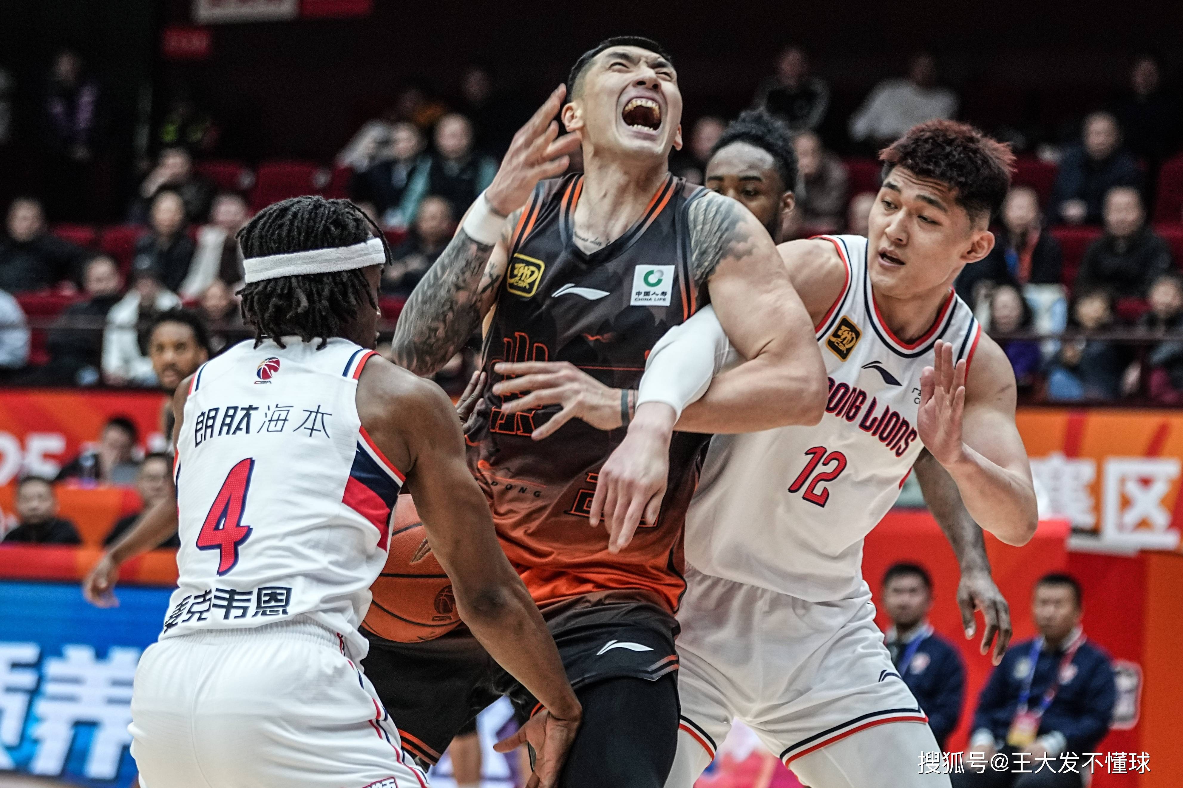ayxsport-包含意甲国际比赛日再迎强敌,山东男篮外线爆发,主帅态度:悬念犹存,赛季目标并未改变的词条